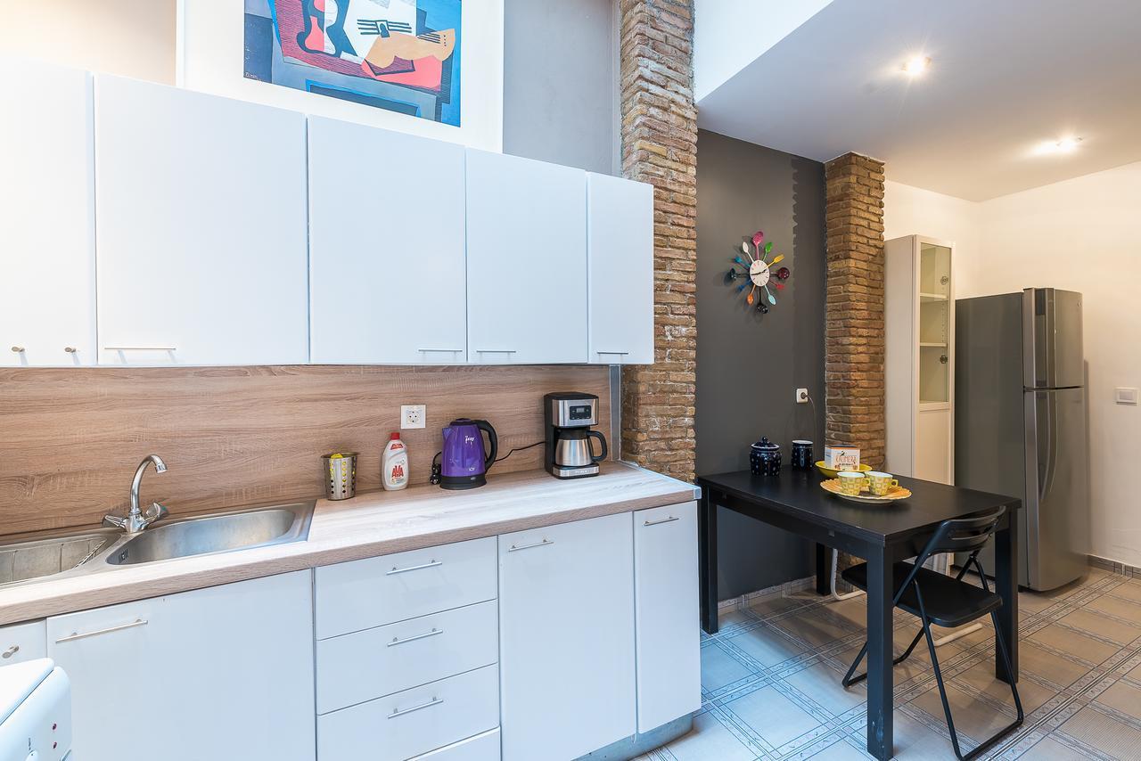 Elegant Kerameikos Apartment By Cloudkeys Афины Экстерьер фото